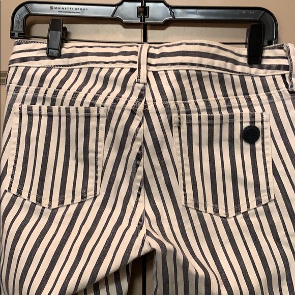 Tory Burch Printed Jean - Picture 4 of 5